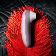 Pulsator „Womanizer Pro by Maison Tabou“ mit 11 Intensitätsstufen