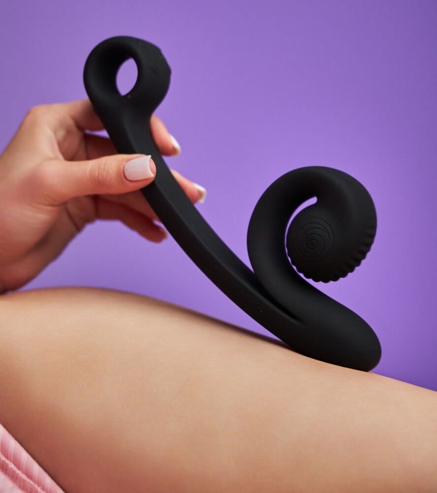 Vibrator „SVibe Curve“ mit 2 Motoren für 600 Vibrations-Kombinationen