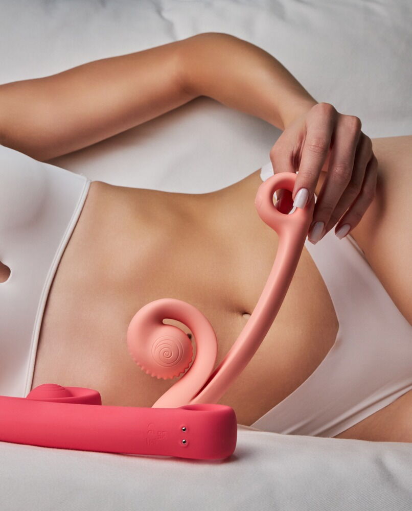Vibrator „SVibe Curve“ mit 2 Motoren für 600 Vibrations-Kombinationen